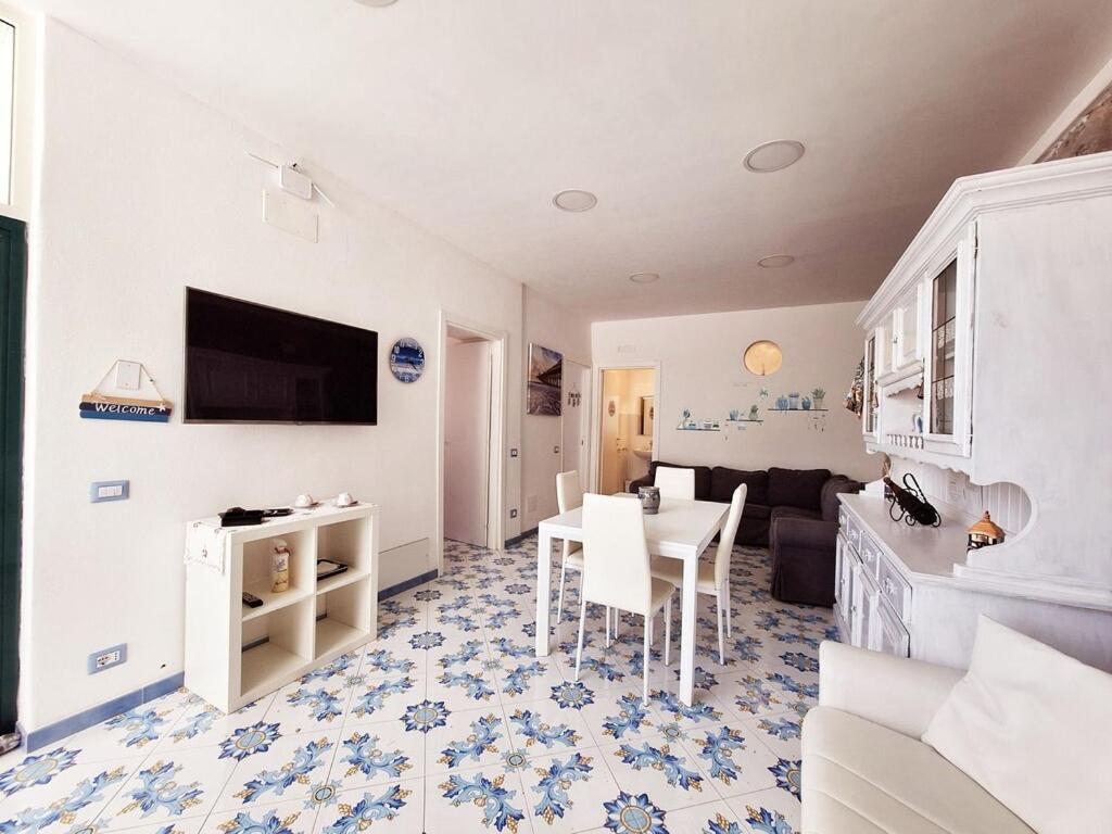 Villa Lucia กองกาเดมารีนี ภายนอก รูปภาพ